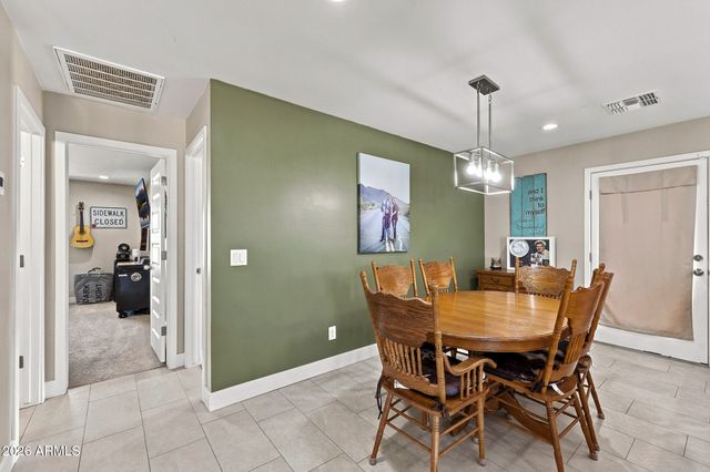 33201 W Siesta Way, Tonopah, AZ 85354