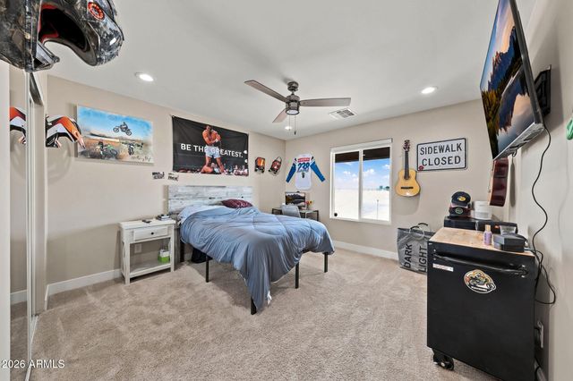 33201 W Siesta Way, Tonopah, AZ 85354