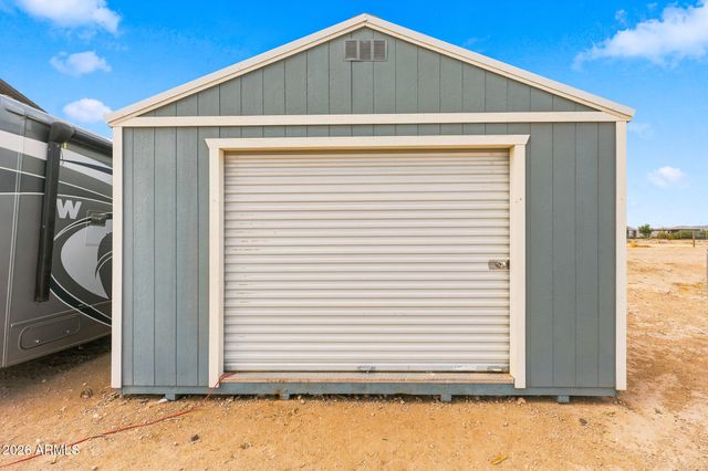 33201 W Siesta Way, Tonopah, AZ 85354