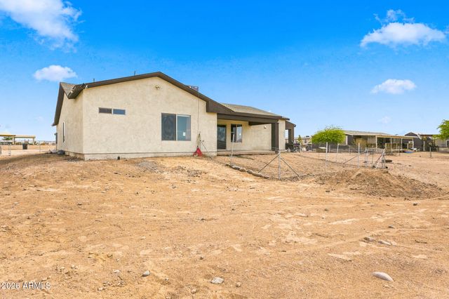 33201 W Siesta Way, Tonopah, AZ 85354