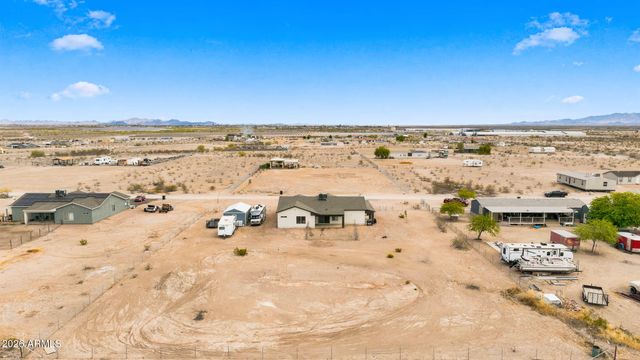 33201 W Siesta Way, Tonopah, AZ 85354