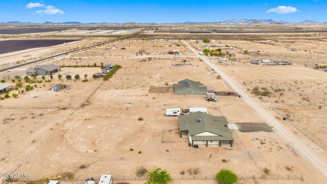 33201 W Siesta Way, Tonopah, AZ 85354