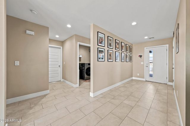 33201 W Siesta Way, Tonopah, AZ 85354