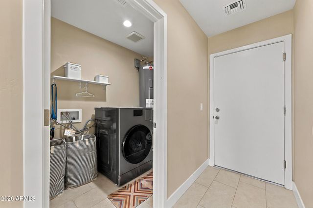 33201 W Siesta Way, Tonopah, AZ 85354
