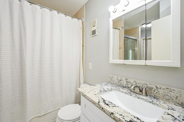 12916 Wirevine Lane 243, Houston, TX 77072