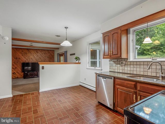 713 CYNTHIA LN, West Chester, PA 19380