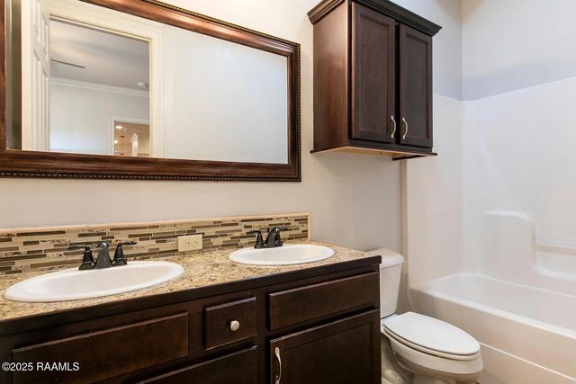 125 Villa Park Lane, Lafayette, LA 70508