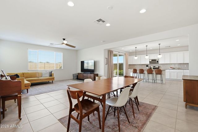 21242 E SWAN Drive, Queen Creek, AZ 85142