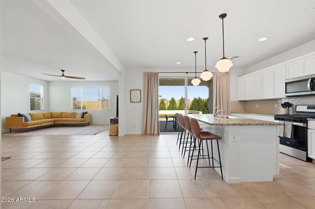 21242 E SWAN Drive, Queen Creek, AZ 85142