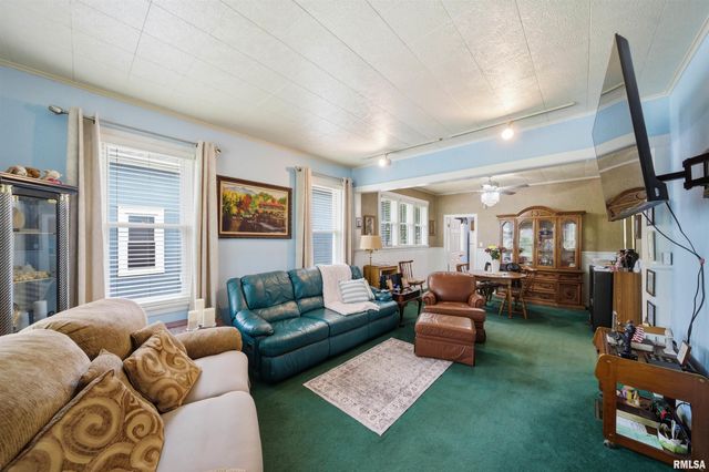 809 E REPUBLIC Street, Peoria, IL 61603