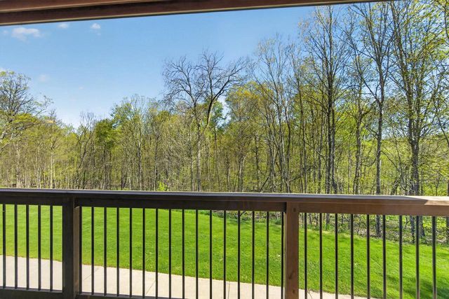 9355 St Kilian HEIGHTS, Allenton, WI 53002