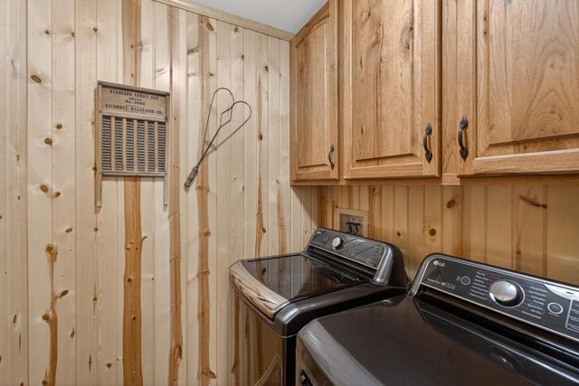9355 St Kilian HEIGHTS, Allenton, WI 53002