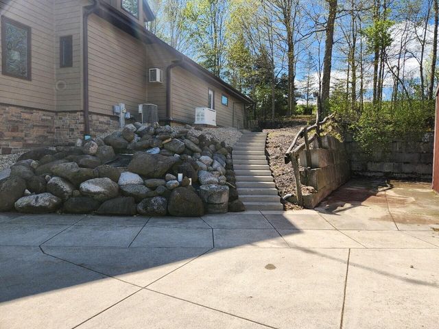 9355 St Kilian HEIGHTS, Allenton, WI 53002