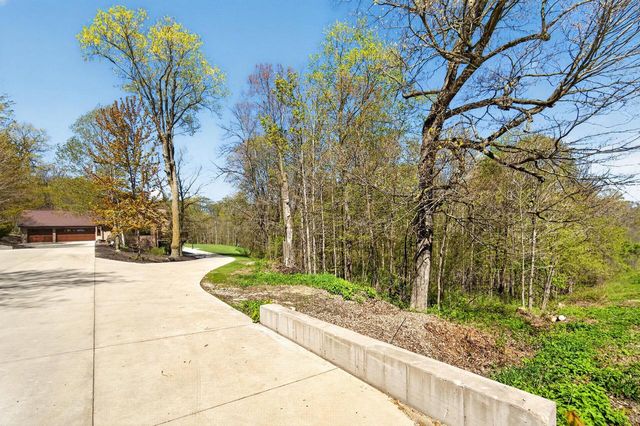 9355 St Kilian HEIGHTS, Allenton, WI 53002