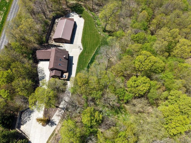 9355 St Kilian HEIGHTS, Allenton, WI 53002