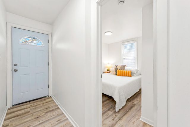 3325 22nd Avenue S, Minneapolis, MN 55407