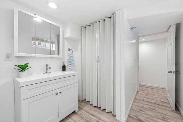 3325 22nd Avenue S, Minneapolis, MN 55407