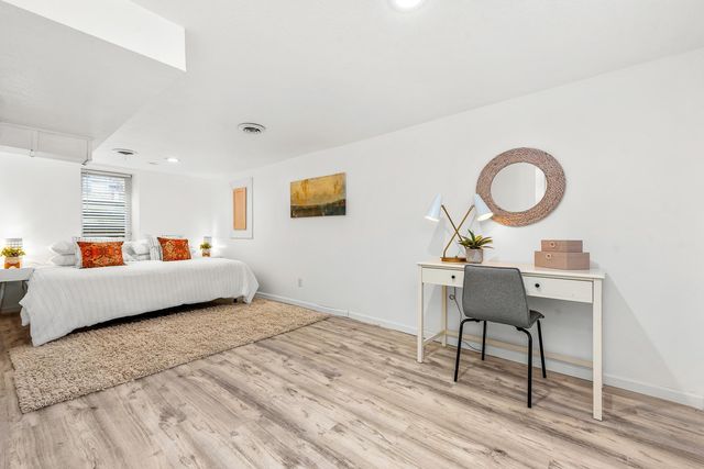 3325 22nd Avenue S, Minneapolis, MN 55407