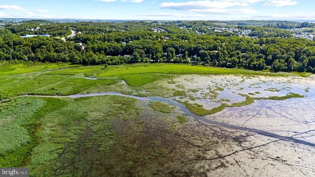 18025 POSSUM POINT RD, Dumfries, VA 22026