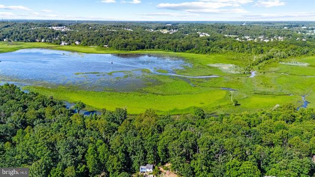 18025 POSSUM POINT RD, Dumfries, VA 22026