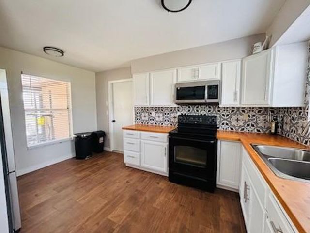 27064 OMNI LANE, Punta Gorda, FL 33983