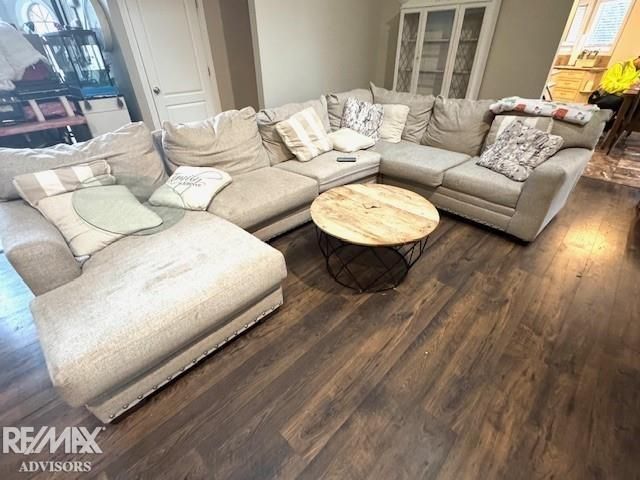 68135 Lake Angela Drive, Richmond, MI 48062