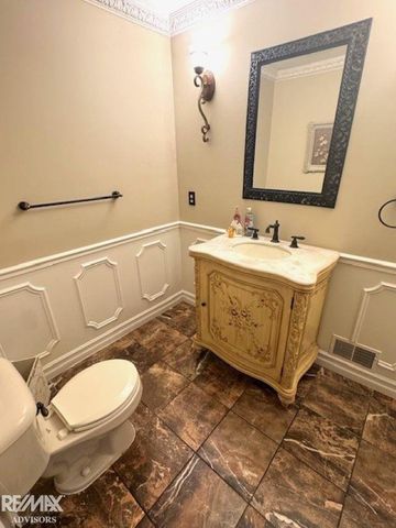 68135 Lake Angela Drive, Richmond, MI 48062