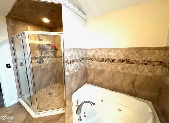 68135 Lake Angela Drive, Richmond, MI 48062