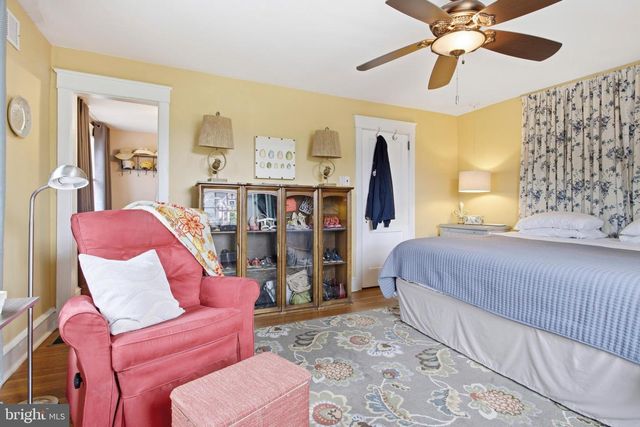326 BALLYMORE RD, Springfield, PA 19064