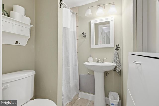326 BALLYMORE RD, Springfield, PA 19064