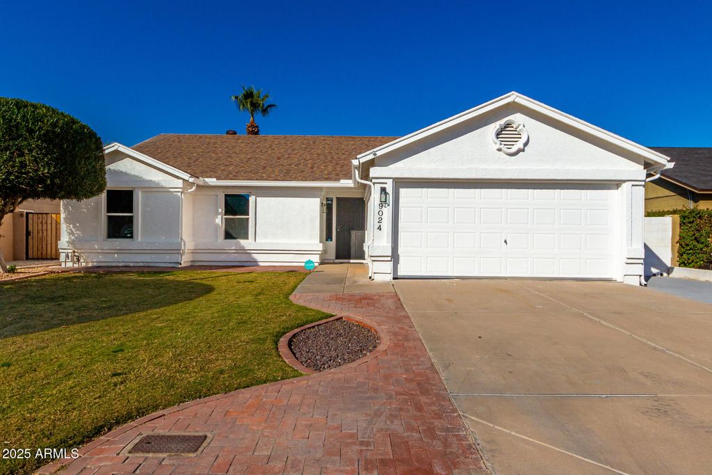 9024 W GRANADA Road, Phoenix, AZ 85037