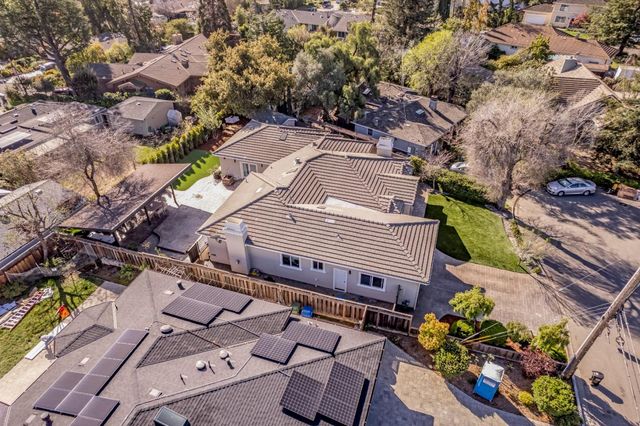 13324 Carrick Avenue, Saratoga, CA 95070