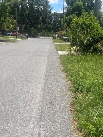 240 WESTWOOD AVENUE, Winter Haven, FL 33880