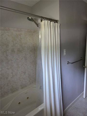 10305 Broadview Road, Broadview Heights, OH 44147