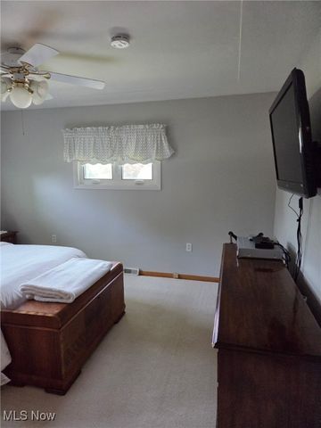 10305 Broadview Road, Broadview Heights, OH 44147