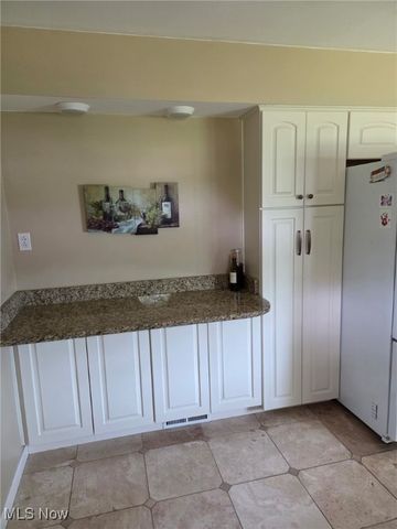 10305 Broadview Road, Broadview Heights, OH 44147