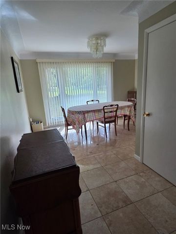 10305 Broadview Road, Broadview Heights, OH 44147