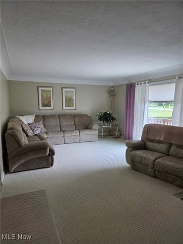 10305 Broadview Road, Broadview Heights, OH 44147