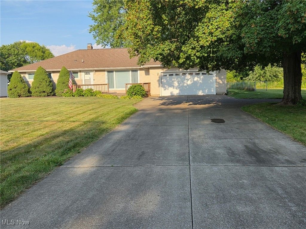 10305 Broadview Road, Broadview Heights, OH 44147