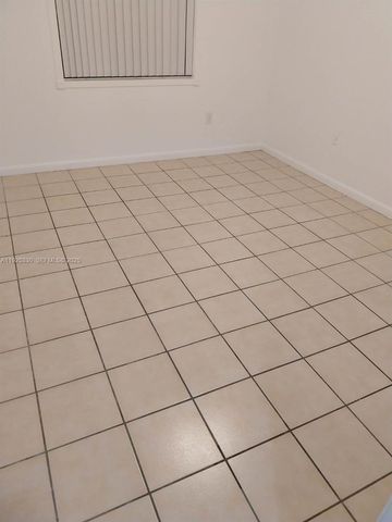 17255 SW 95th Ave 350, Palmetto Bay, FL 33157