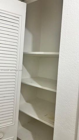 17255 SW 95th Ave 350, Palmetto Bay, FL 33157