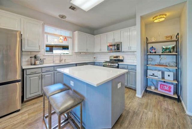 1913 Avante DR, Cedar Park, TX 78613