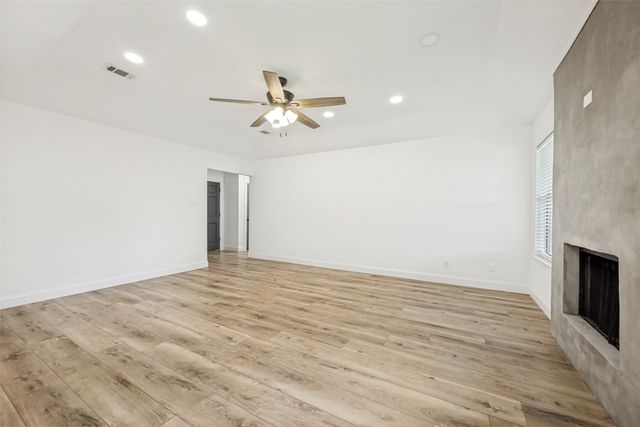 3661 Fairview Drive, Corinth, TX 76210