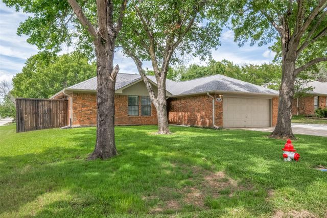 3661 Fairview Drive, Corinth, TX 76210