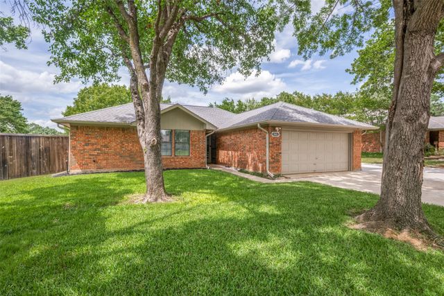 3661 Fairview Drive, Corinth, TX 76210