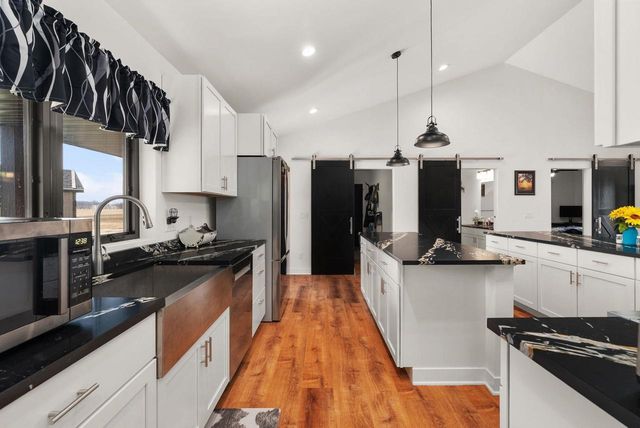 11218 N Crocker Road, Brooklyn, WI 53521