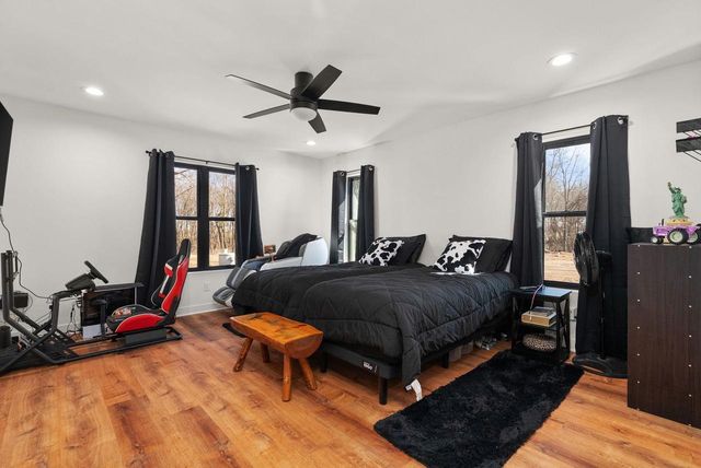 11218 N Crocker Road, Brooklyn, WI 53521