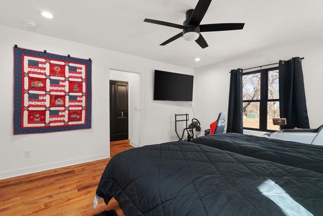 11218 N Crocker Road, Brooklyn, WI 53521