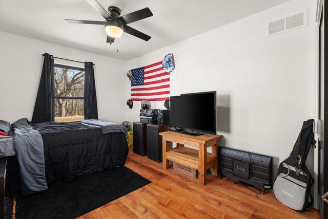 11218 N Crocker Road, Brooklyn, WI 53521