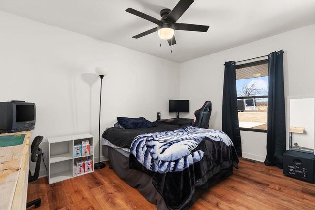 11218 N Crocker Road, Brooklyn, WI 53521